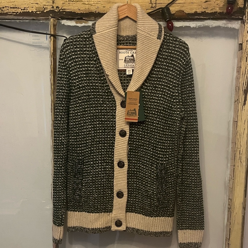 🆕🏷️ Roots Cabin Cardigan